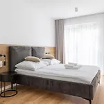 Kamienica Parkowa 아파트호텔 다브키
