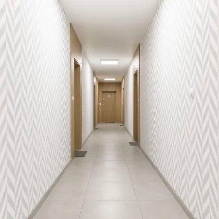 Kamienica Parkowa 다브키