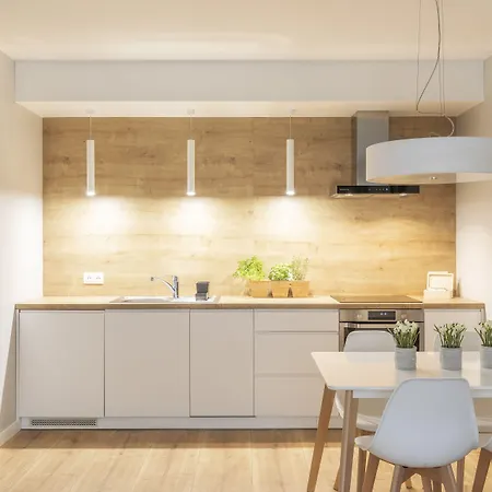 Kamienica Parkowa 다브키