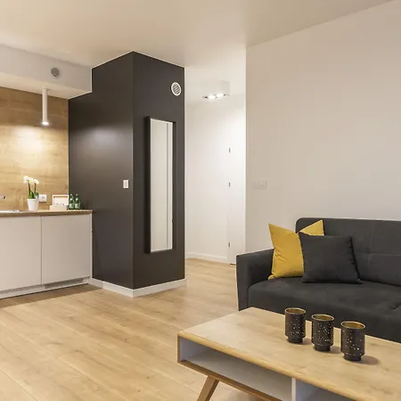 Kamienica Parkowa 아파트호텔 4*