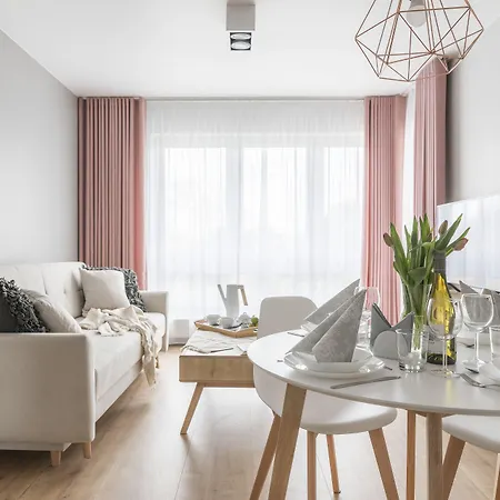 Kamienica Parkowa 아파트호텔