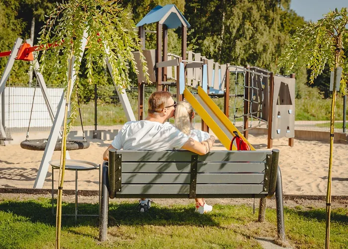 Kamienica Parkowa 4* Dąbki