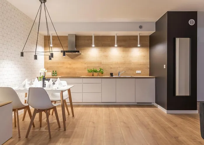 Kamienica Parkowa 4*